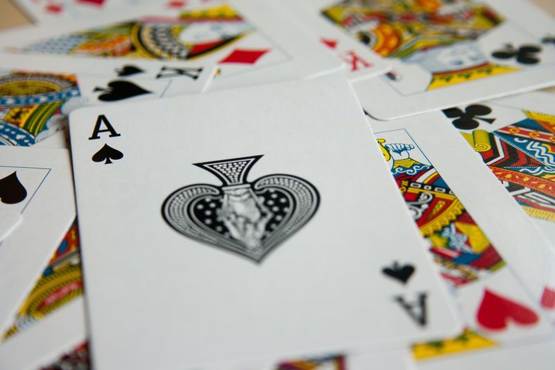 Ace of Spades closeup - Tips on how to organize a casino-themed birthday party - Image