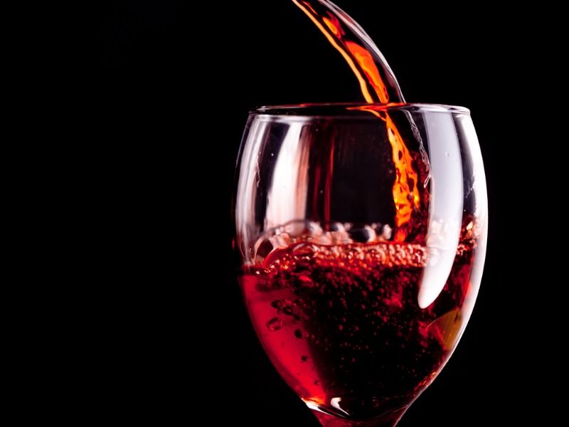 théorie des couleurs bordeaux - verre de vin rouge - Image